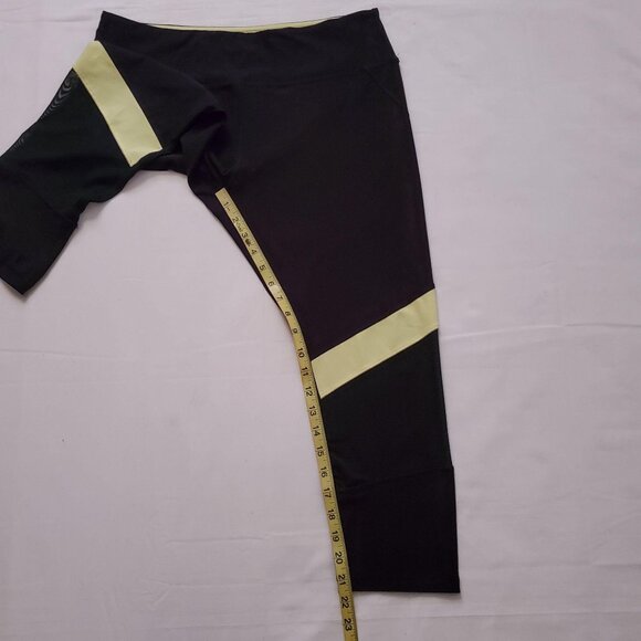 RBX Active Women's Capri Length Workout Yoga Mesh Leggings Purple/White XL/TG - Picture 9 of 10